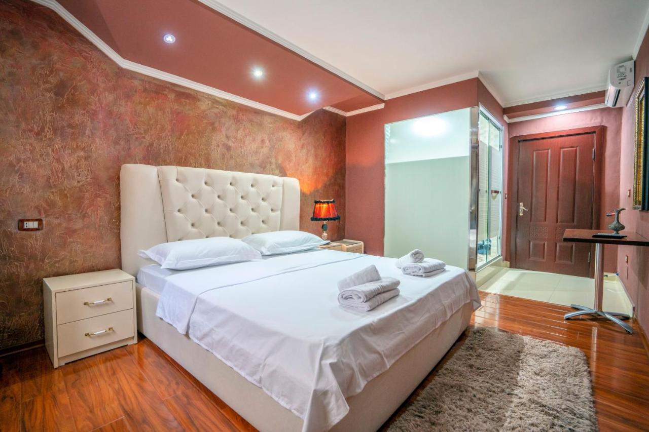 Zobo Hotel Shkoder Bagian luar foto