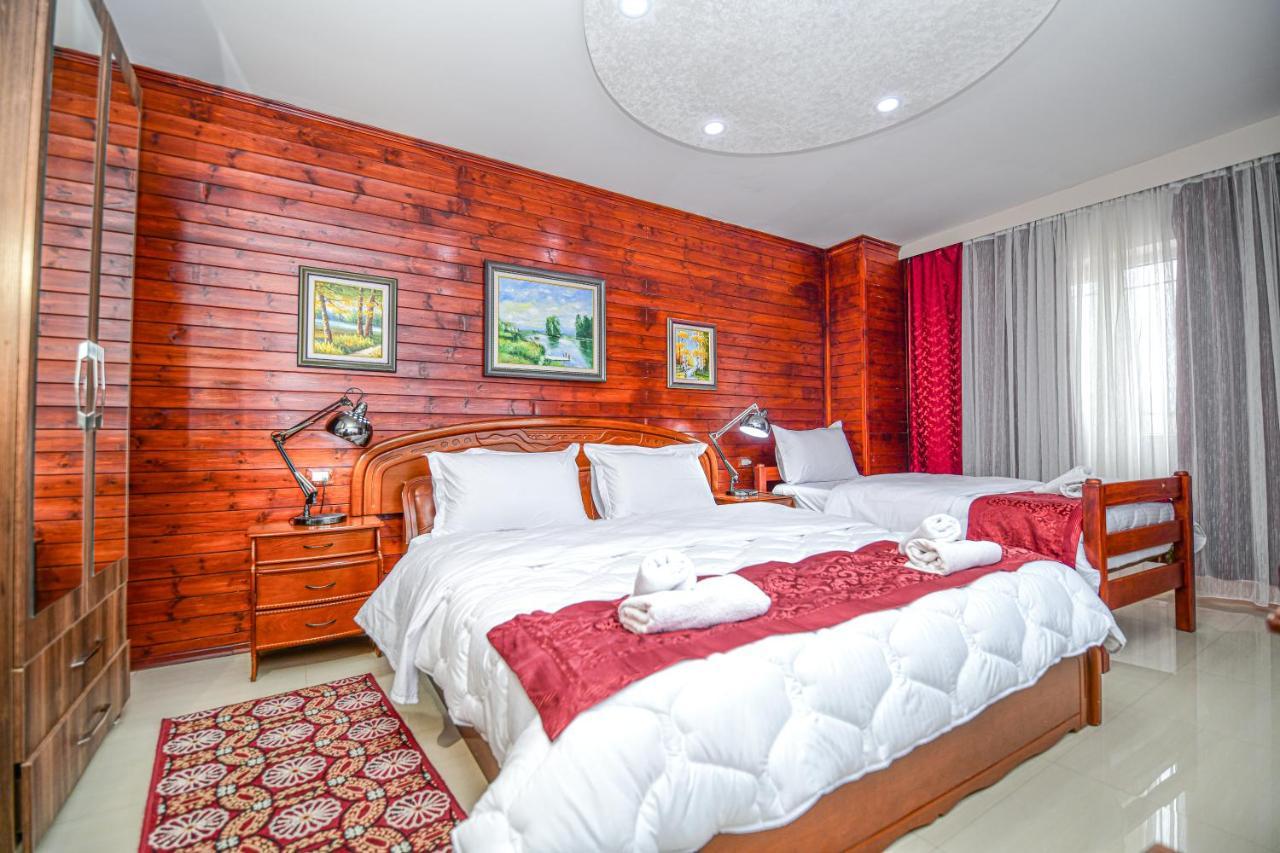 Zobo Hotel Shkoder Bagian luar foto