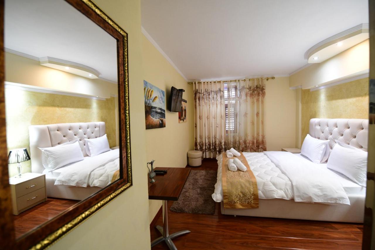 Zobo Hotel Shkoder Bagian luar foto